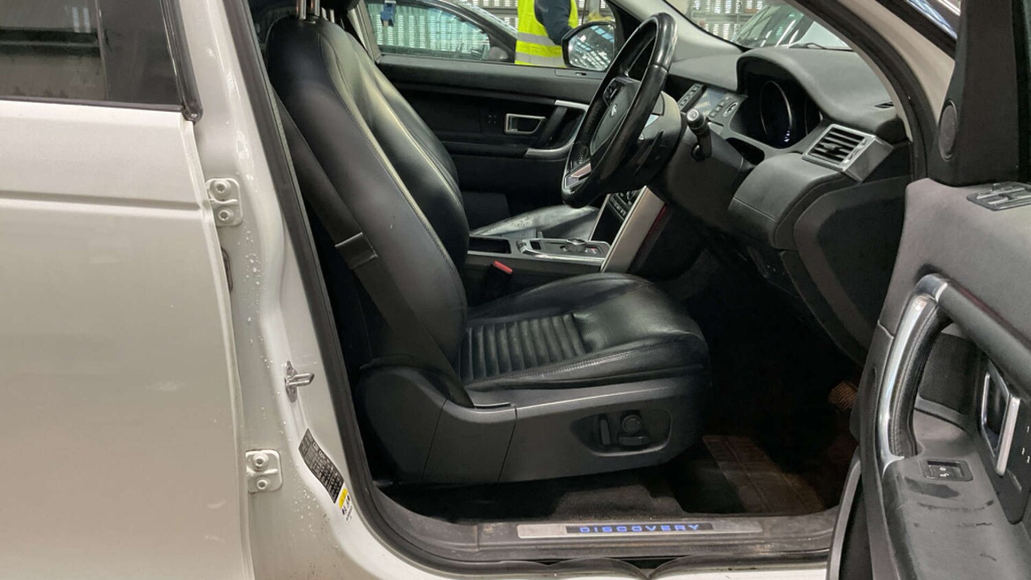 Used Land Rover Discovery Sport 2015 for sale - 77650474: Photo 8