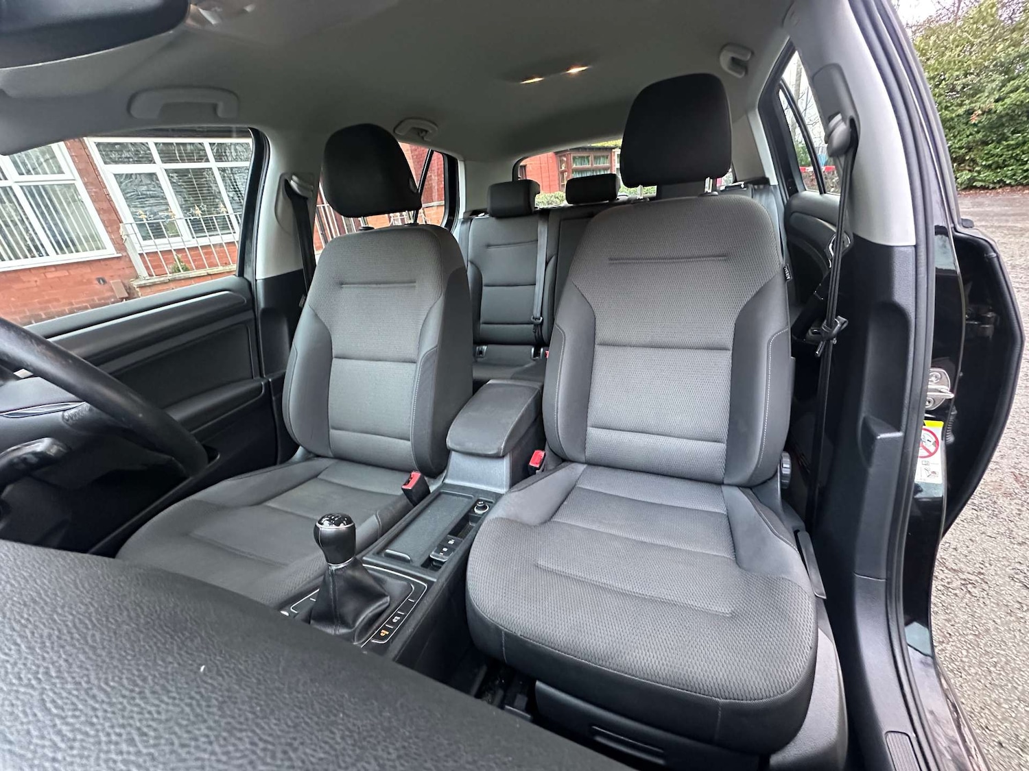 Used Volkswagen Golf 2017 for sale - 77148668: Photo 19