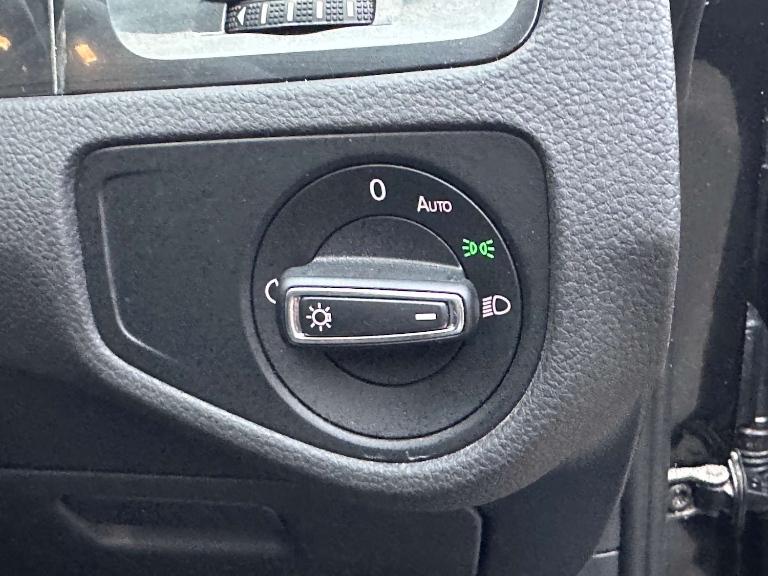 Used Volkswagen Golf 2017 for sale - 77148668: Photo 35