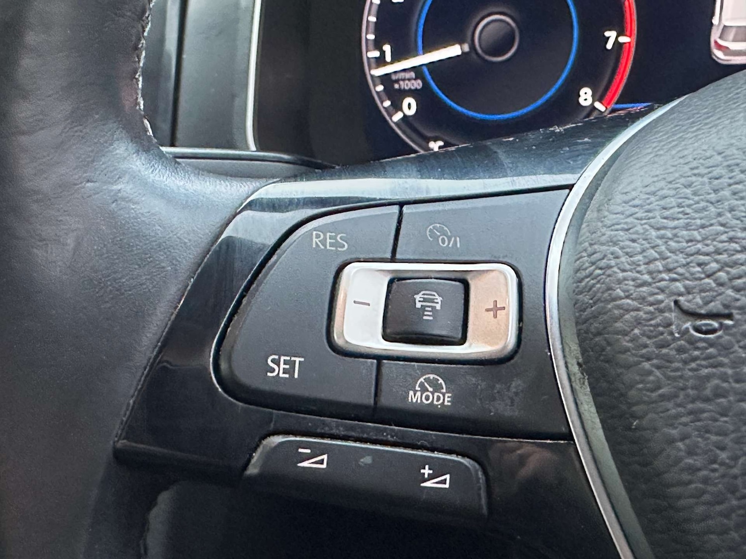 Used Volkswagen Golf 2017 for sale - 77148668: Photo 37