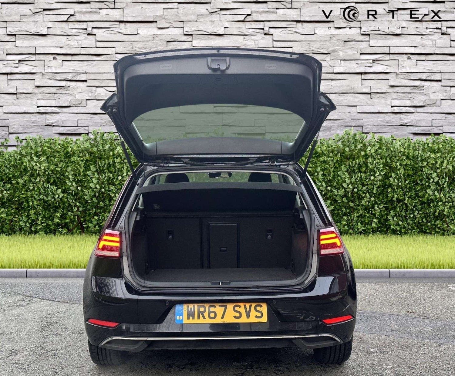 Used Volkswagen Golf 2017 for sale - 77148668: Photo 8