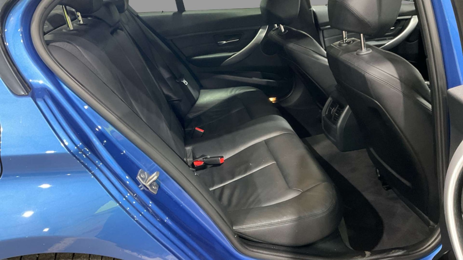 Used BMW 3 Series 2012 for sale - 76628279: Photo 8