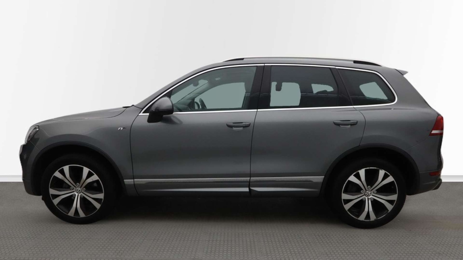Used Volkswagen Touareg 2013 for sale - 77237223: Photo 6