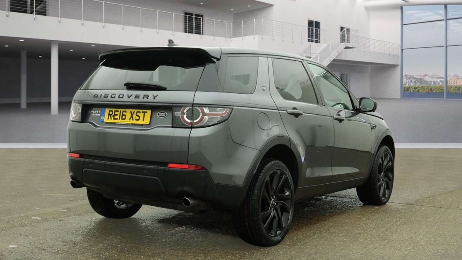 Used Land Rover Discovery Sport 2016 for sale - 77180054: Photo 5