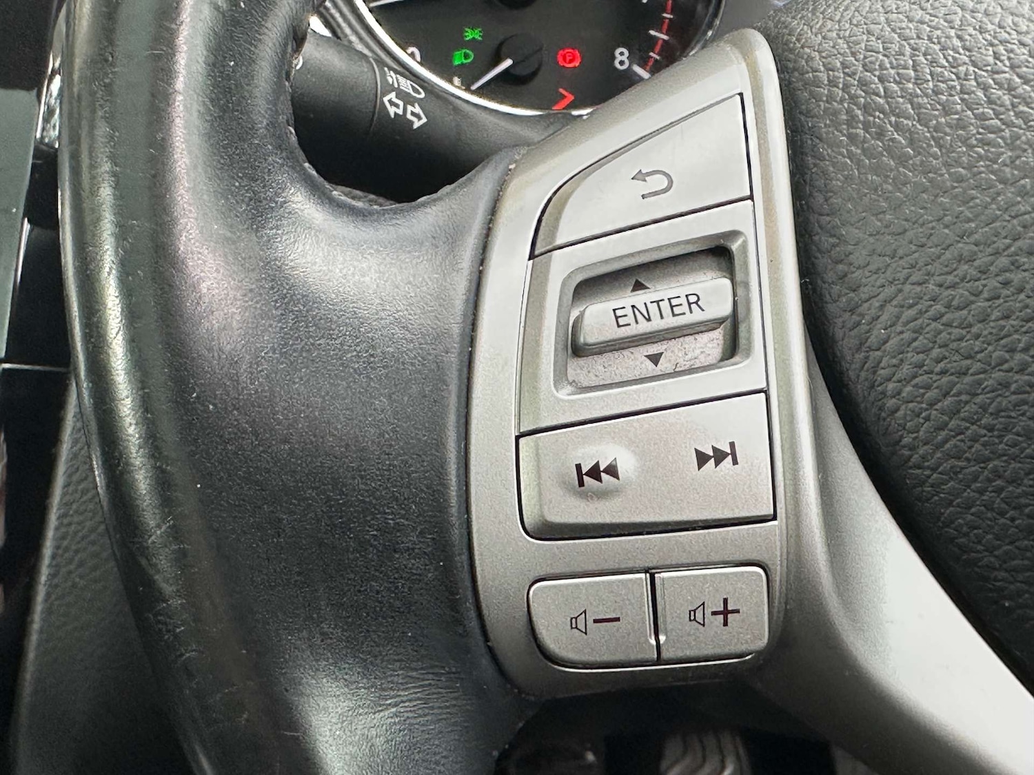 Used Nissan Qashqai 2014 for sale - 76479011: Photo 17