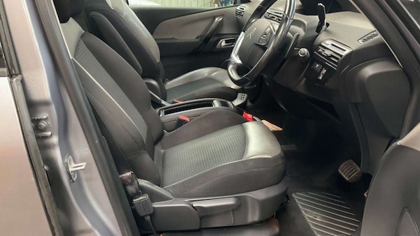 Used Citroen C4 Picasso 2017 for sale - 76020105: Photo 5