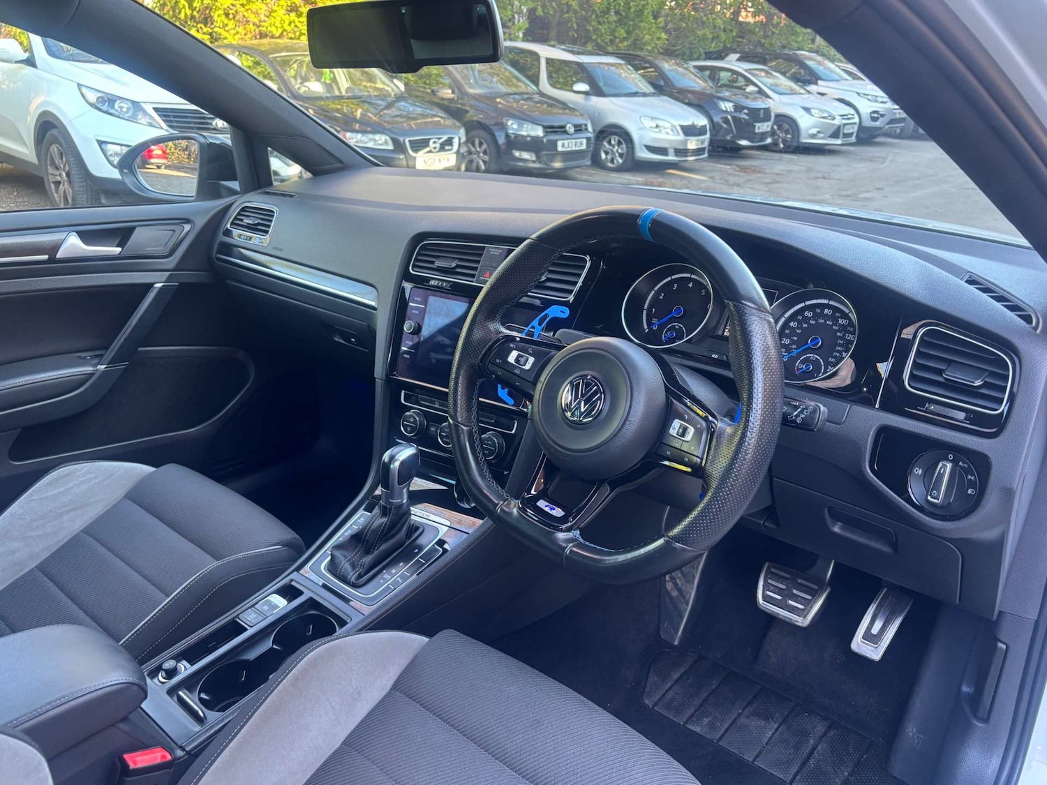 Used Volkswagen Golf 2015 for sale - 77745489: Photo 12