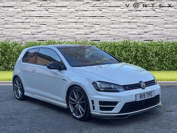 Used Volkswagen Golf 2015 for sale - 77745489: Photo