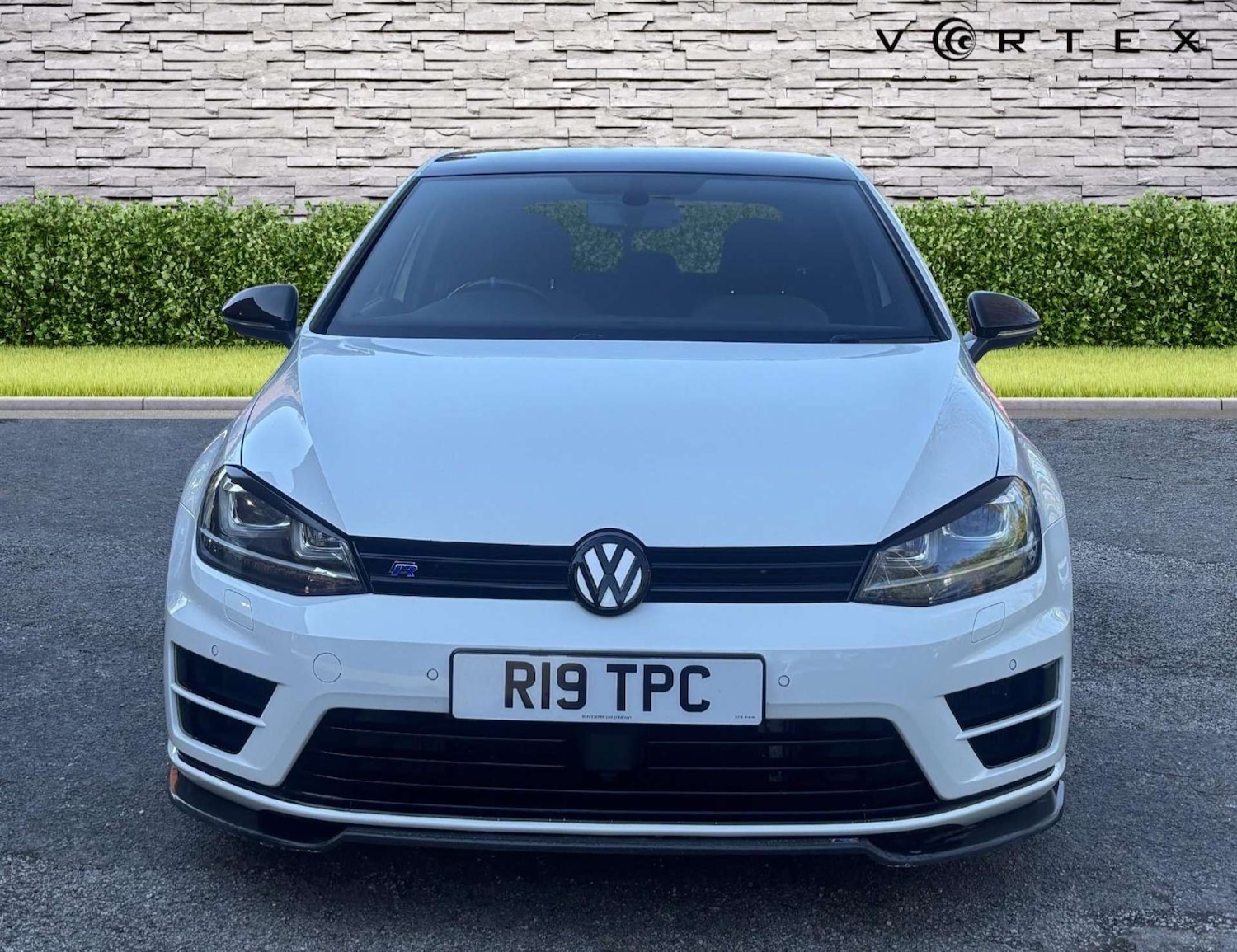 Used Volkswagen Golf 2015 for sale - 77745489: Photo 2