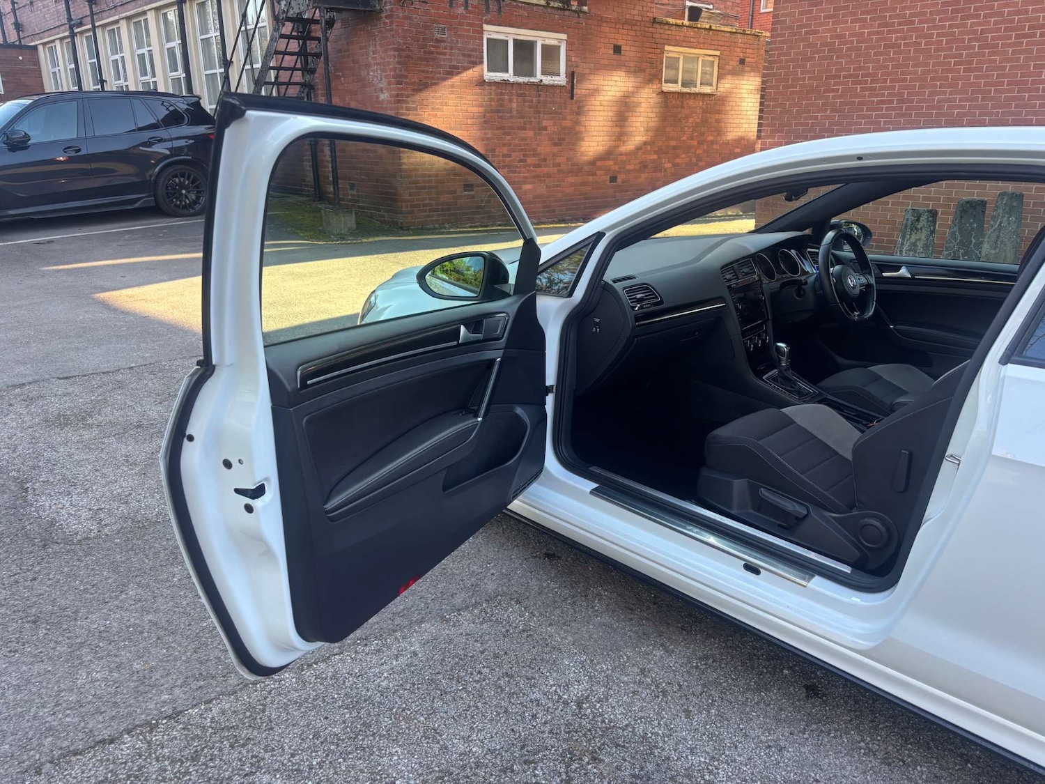 Used Volkswagen Golf 2015 for sale - 77745489: Photo 25