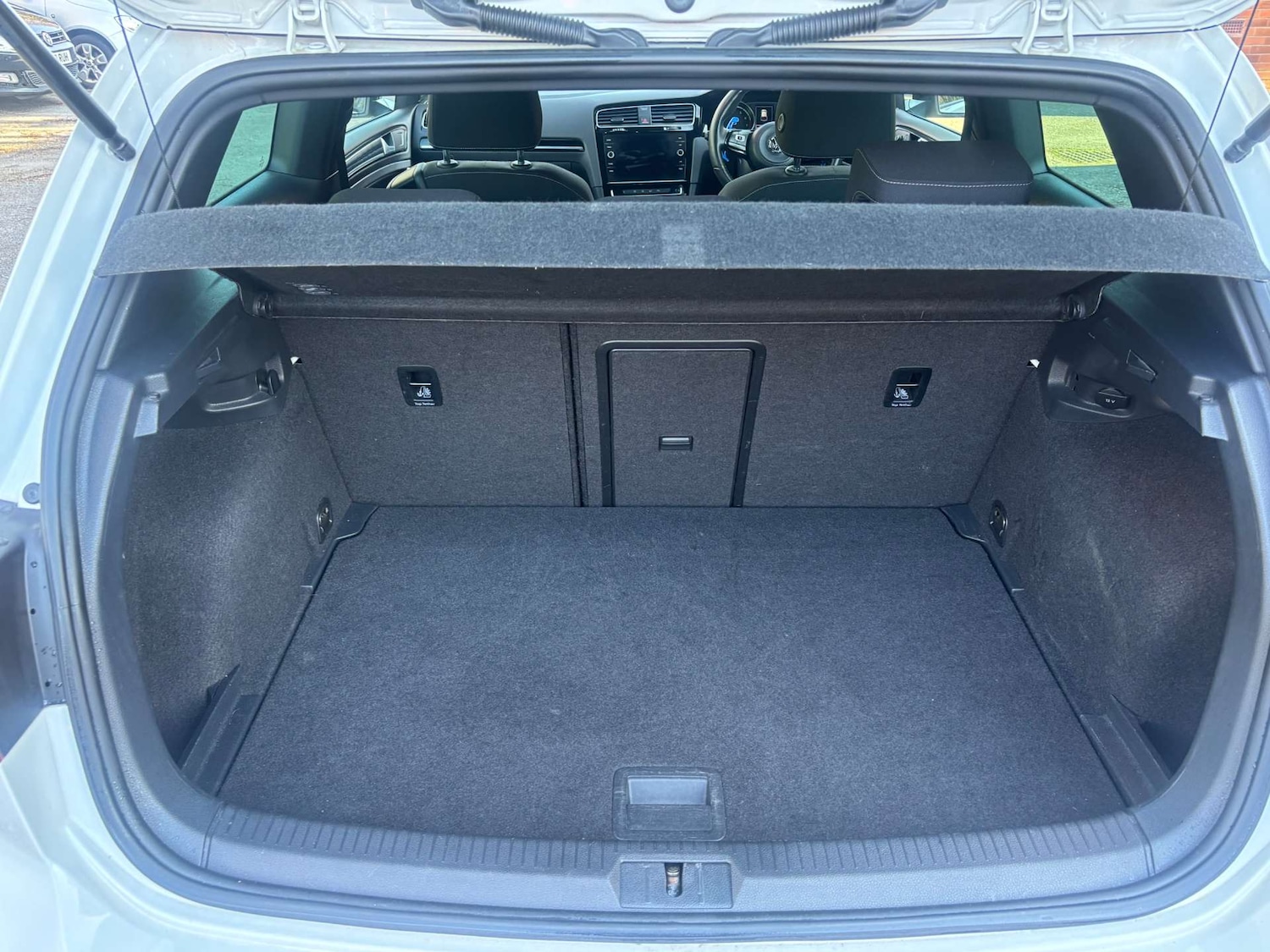 Used Volkswagen Golf 2015 for sale - 77745489: Photo 43