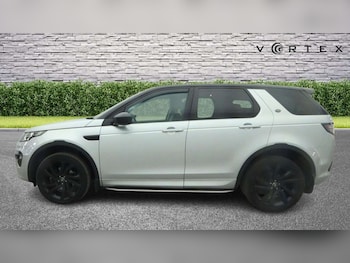 Used Land Rover Discovery Sport 2017 for sale - 78973451: Photo