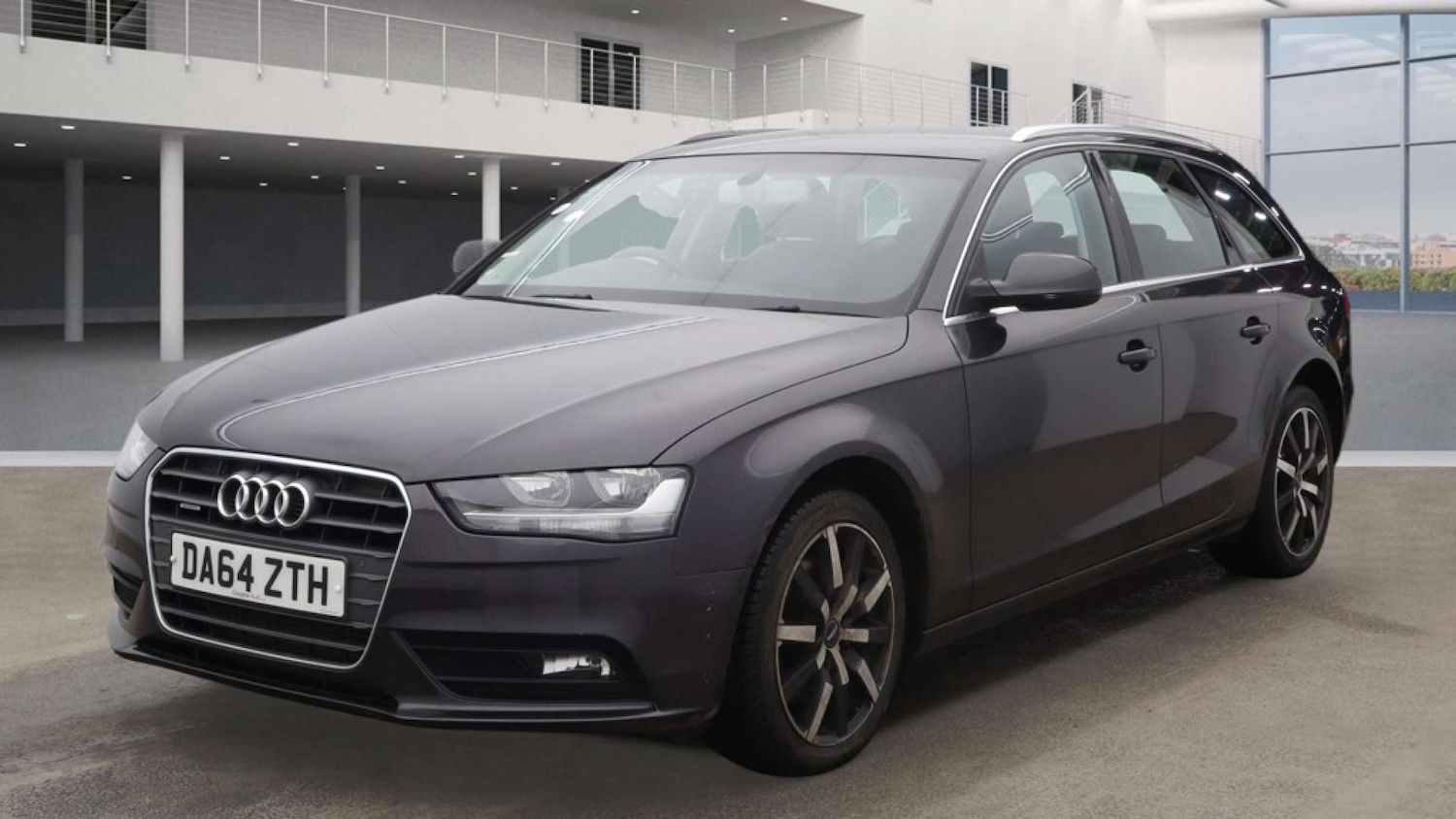 Used Audi A4 2015 for sale - 77195827: Photo 2