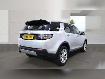 Used Land Rover Discovery Sport 2016 for sale - 78801774: Photo