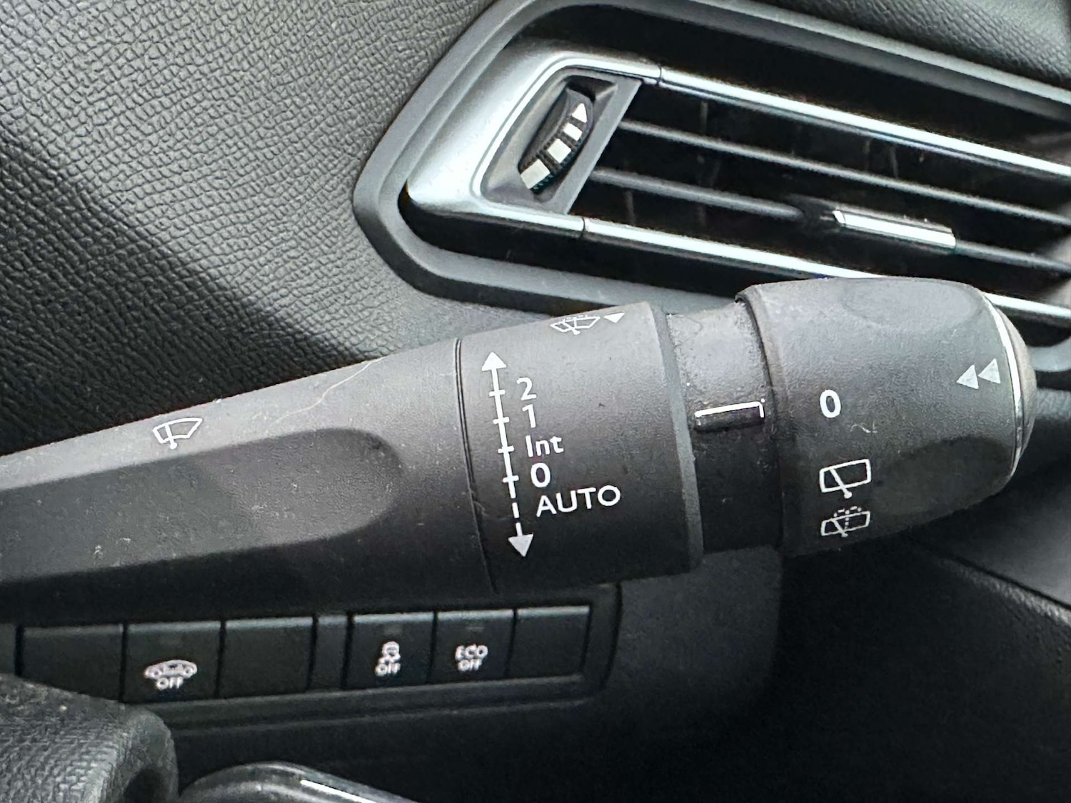 Used Peugeot 308 2017 for sale - 76601331: Photo 14