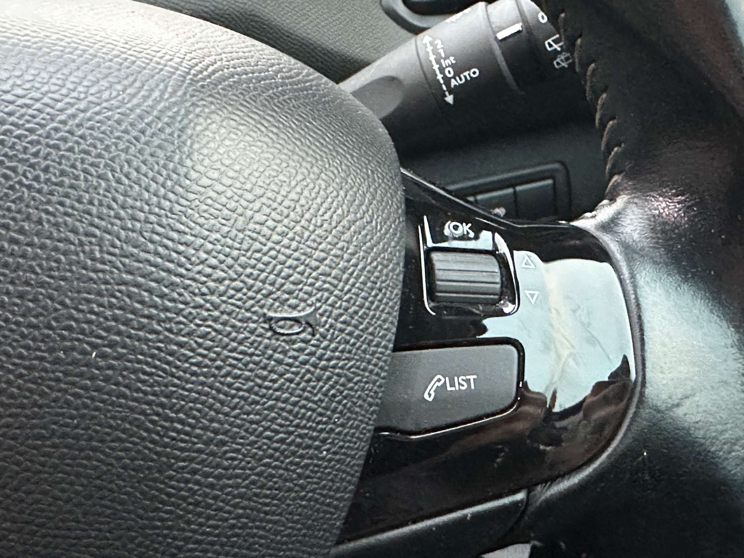 Used Peugeot 308 2017 for sale - 76601331: Photo 17