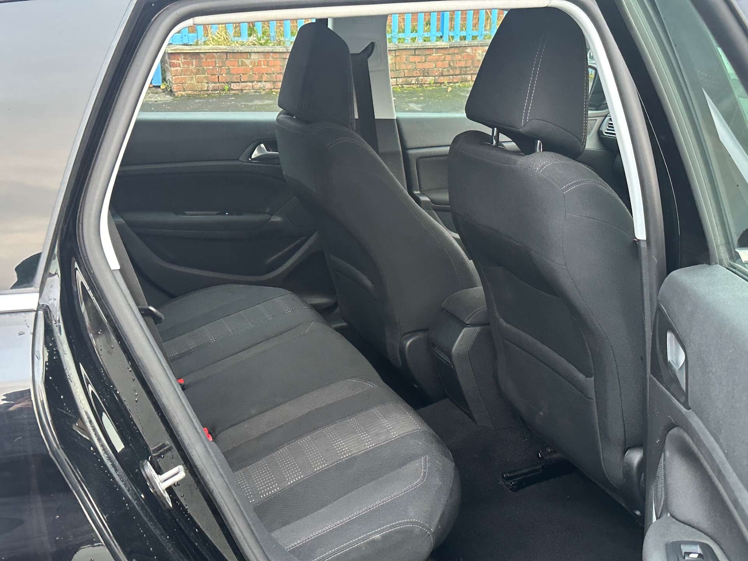 Used Peugeot 308 2017 for sale - 76601331: Photo 31