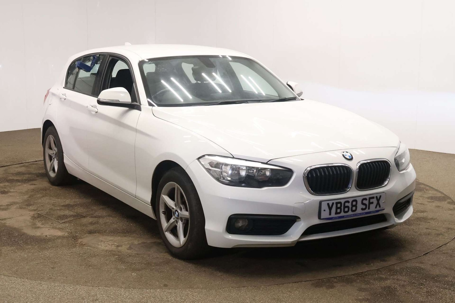 Used BMW 1 Series 2018 for sale - 77342135: Photo 1