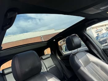 Used Land Rover Discovery Sport 2017 for sale - 79705907: Photo