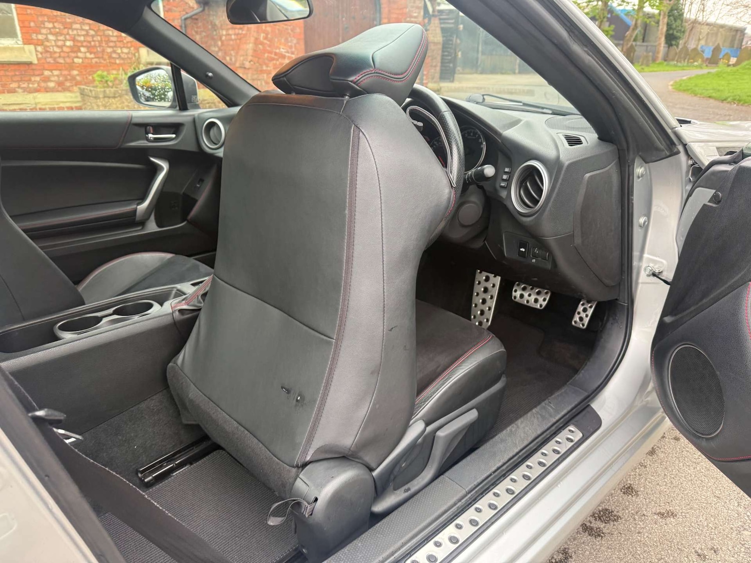 Used Subaru BRZ 2015 for sale - 78068138: Photo 19