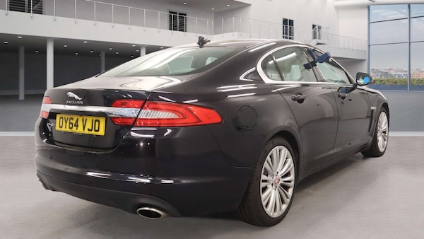 Used Jaguar XF 2014 for sale - 76252716: Photo 4