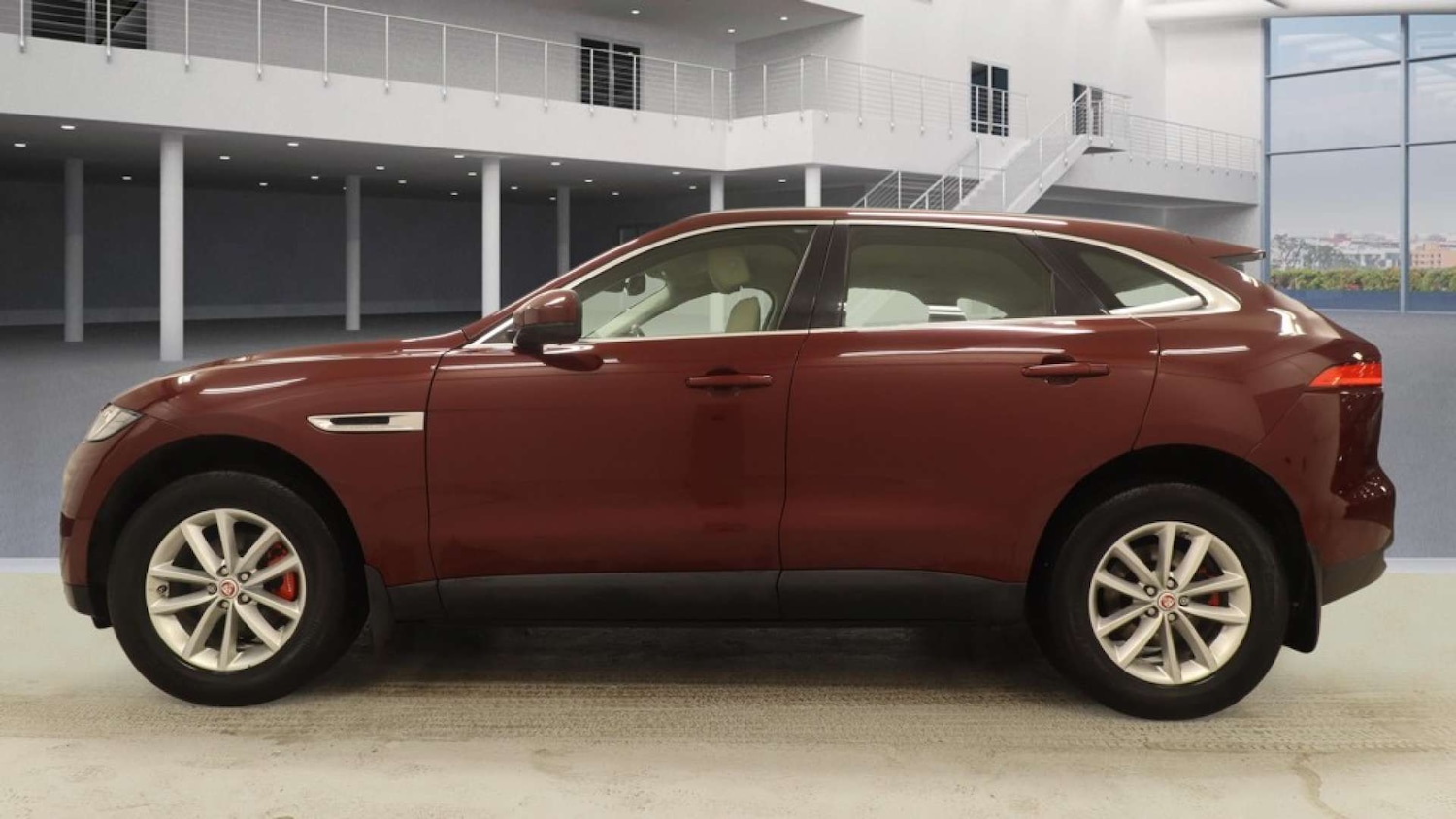 Used Jaguar F-Pace 2016 for sale - 77569691: Photo 6