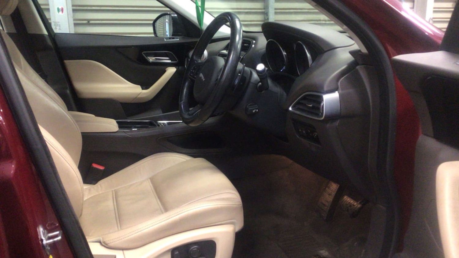 Used Jaguar F-Pace 2016 for sale - 77569691: Photo 9