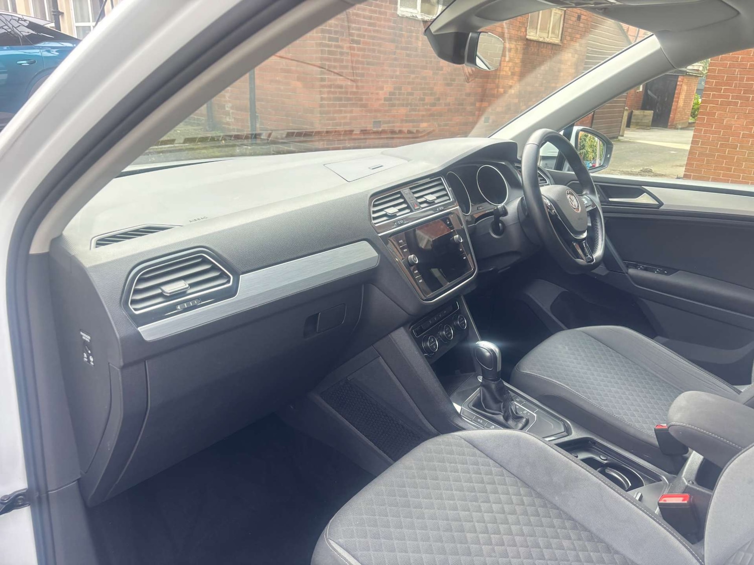 Used Volkswagen Tiguan 2019 for sale - 77567800: Photo 12