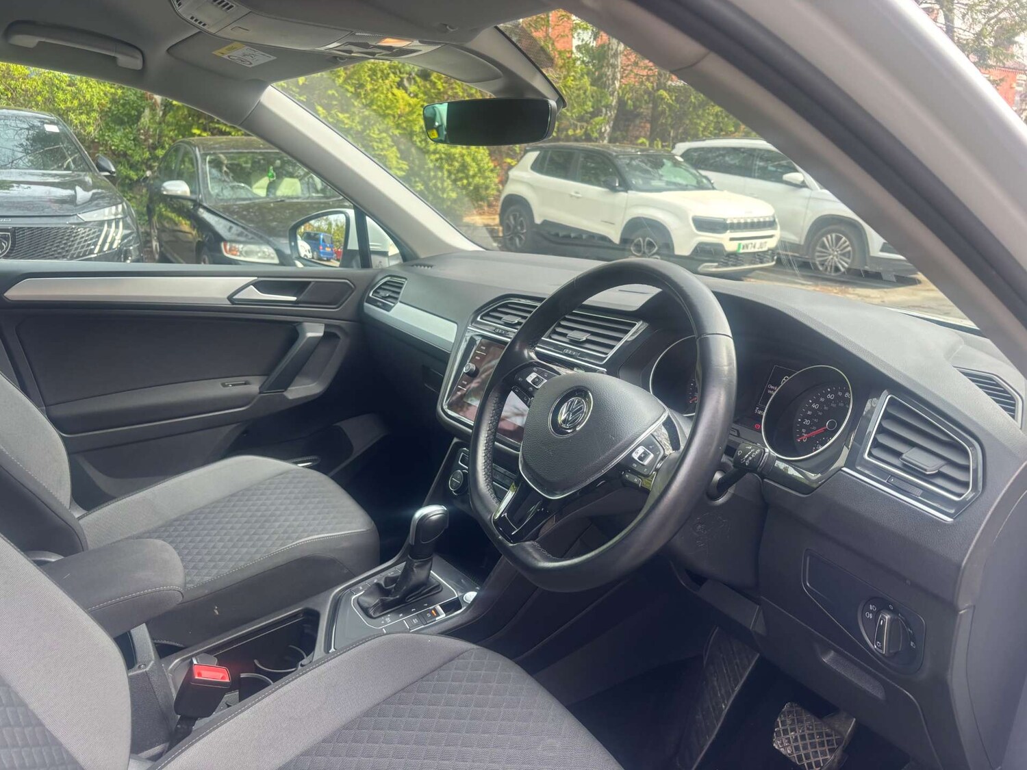 Used Volkswagen Tiguan 2019 for sale - 77567800: Photo 14