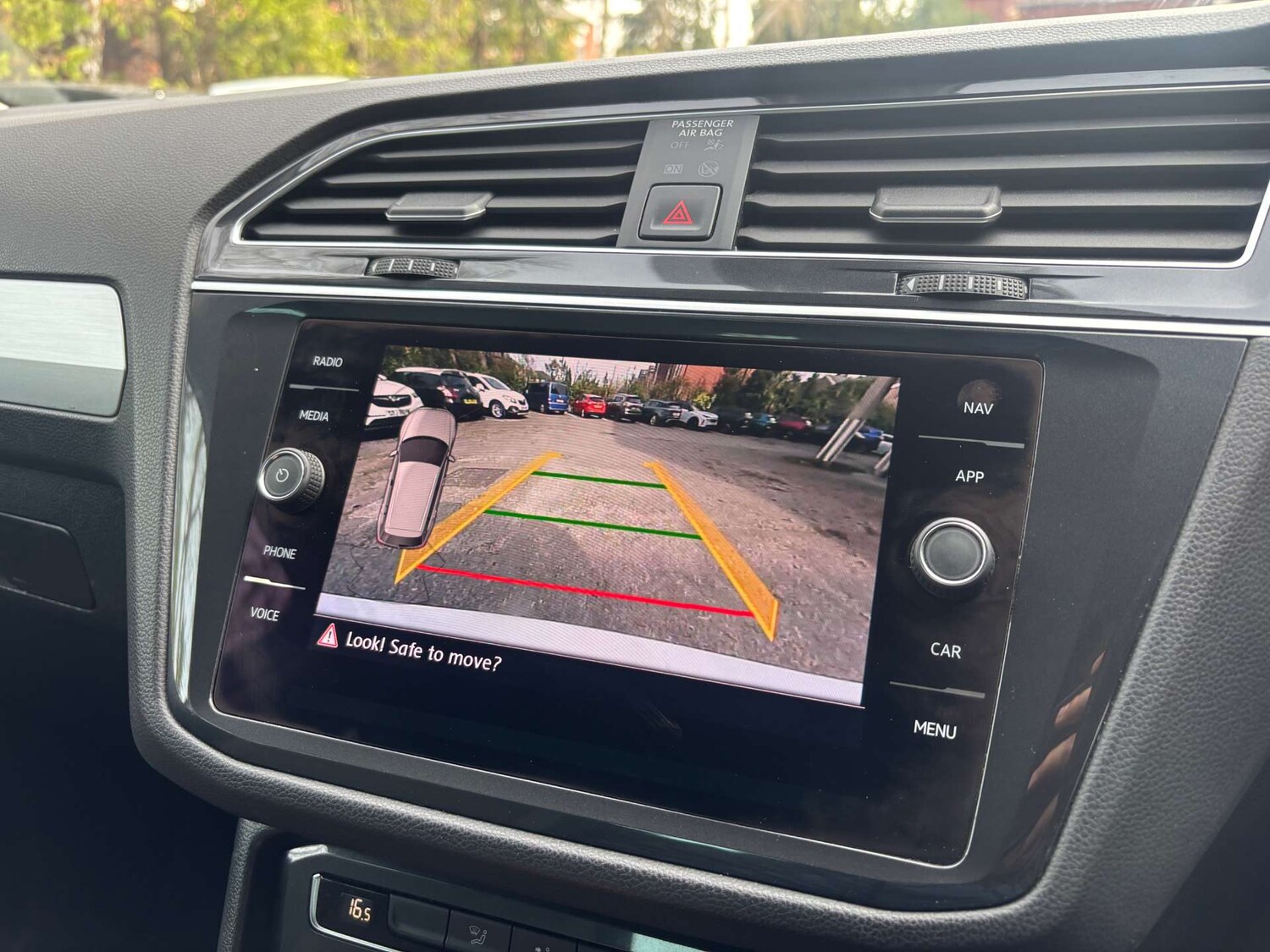 Used Volkswagen Tiguan 2019 for sale - 77567800: Photo 33