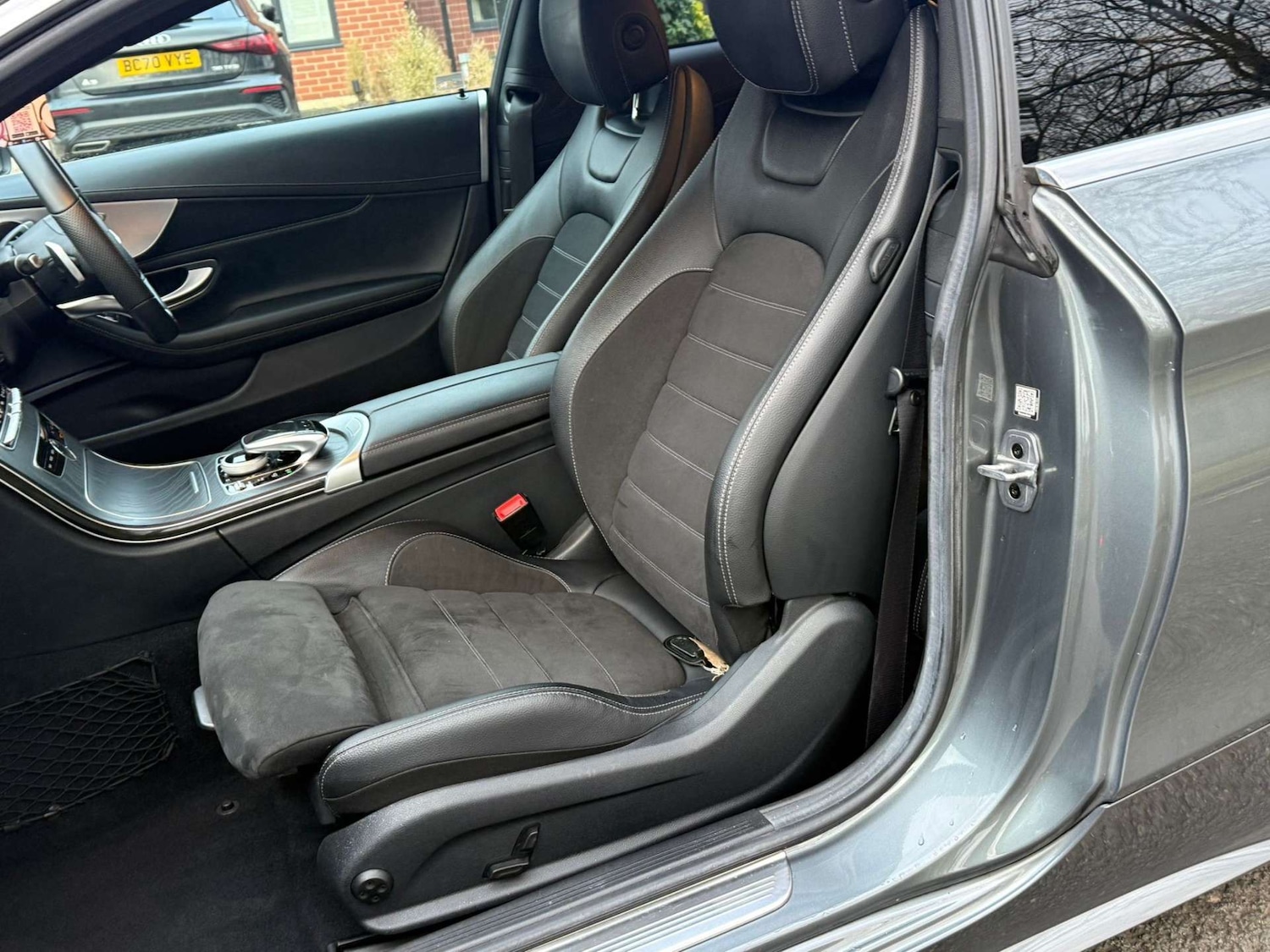 Used Mercedes-Benz C Class 2018 for sale - 77342161: Photo 31