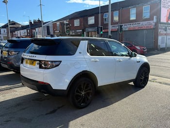 Used Land Rover Discovery Sport 2017 for sale - 79788574: Photo