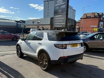 Used Land Rover Discovery Sport 2017 for sale - 79788574: Photo