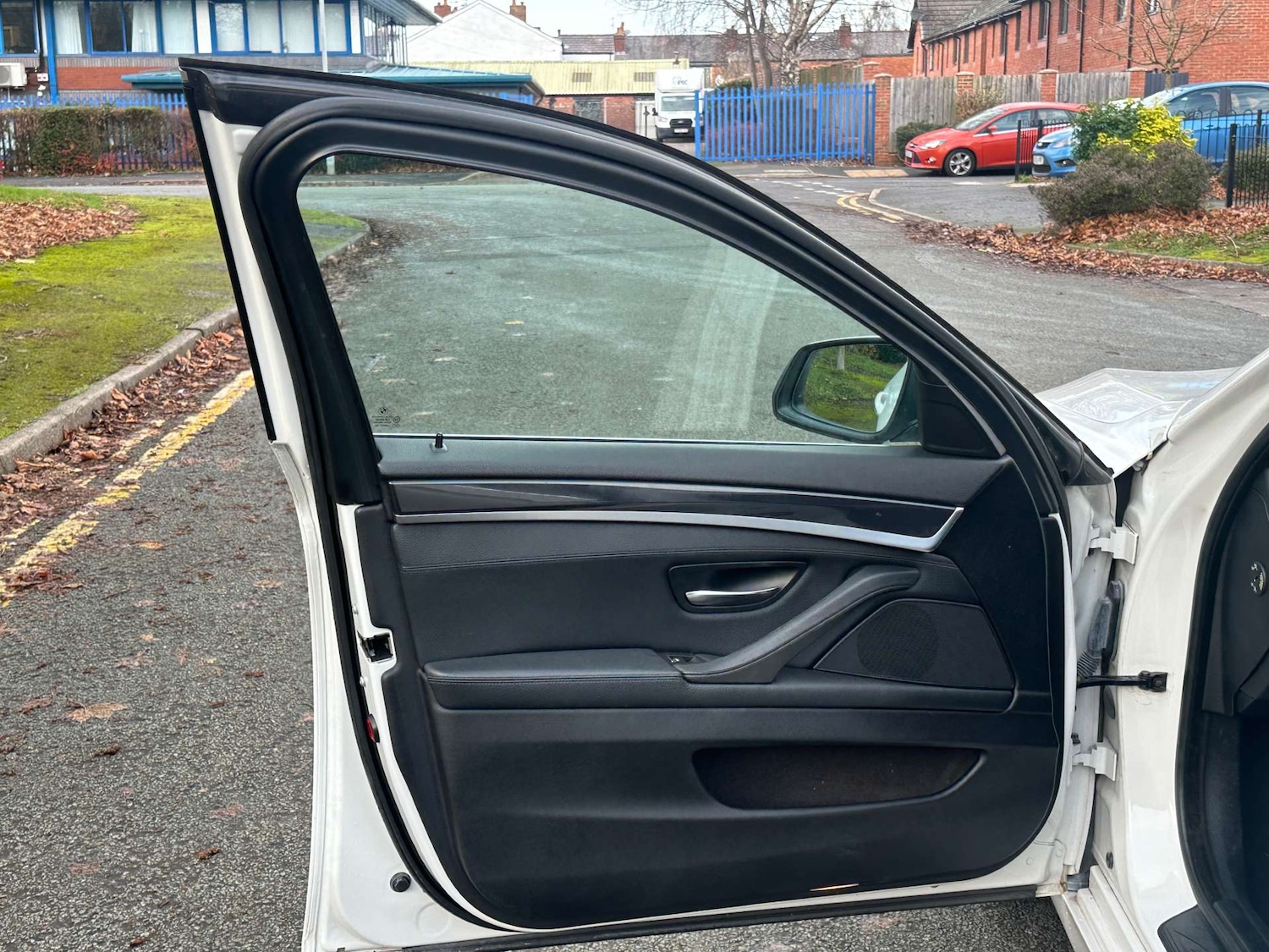 Used BMW 5 Series 2013 for sale - 76666270: Photo 29