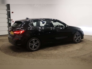 Used BMW 1 Series 2019 for sale - 77342145: Photo