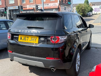 Used Land Rover Discovery Sport 2017 for sale - 79229127: Photo