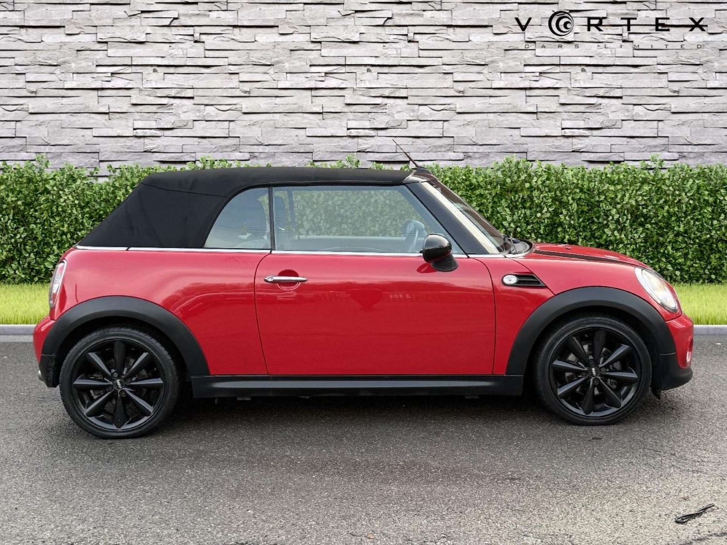 Used MINI Convertible 2013 for sale - 77148665: Photo 14