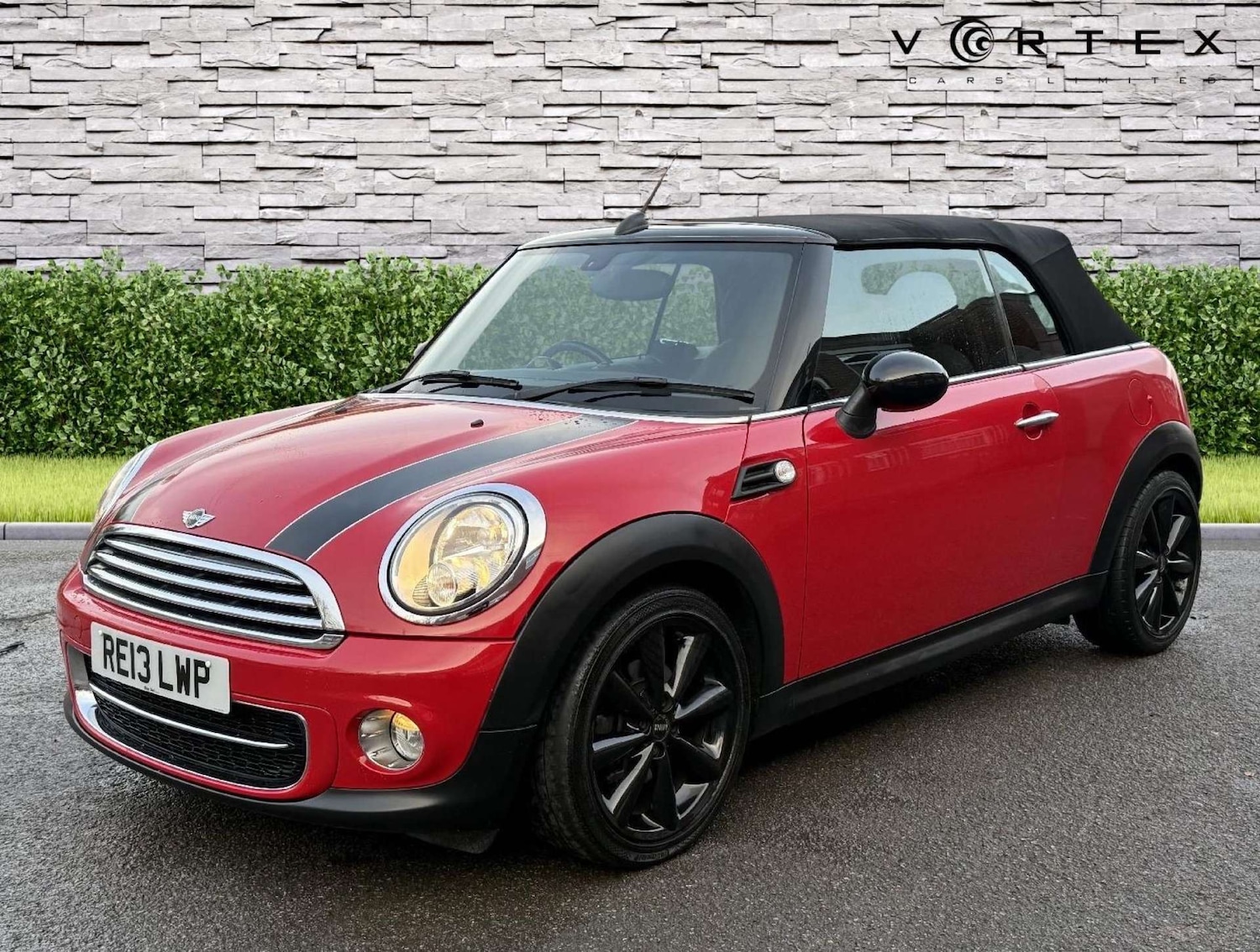 Used MINI Convertible 2013 for sale - 77148665: Photo 15