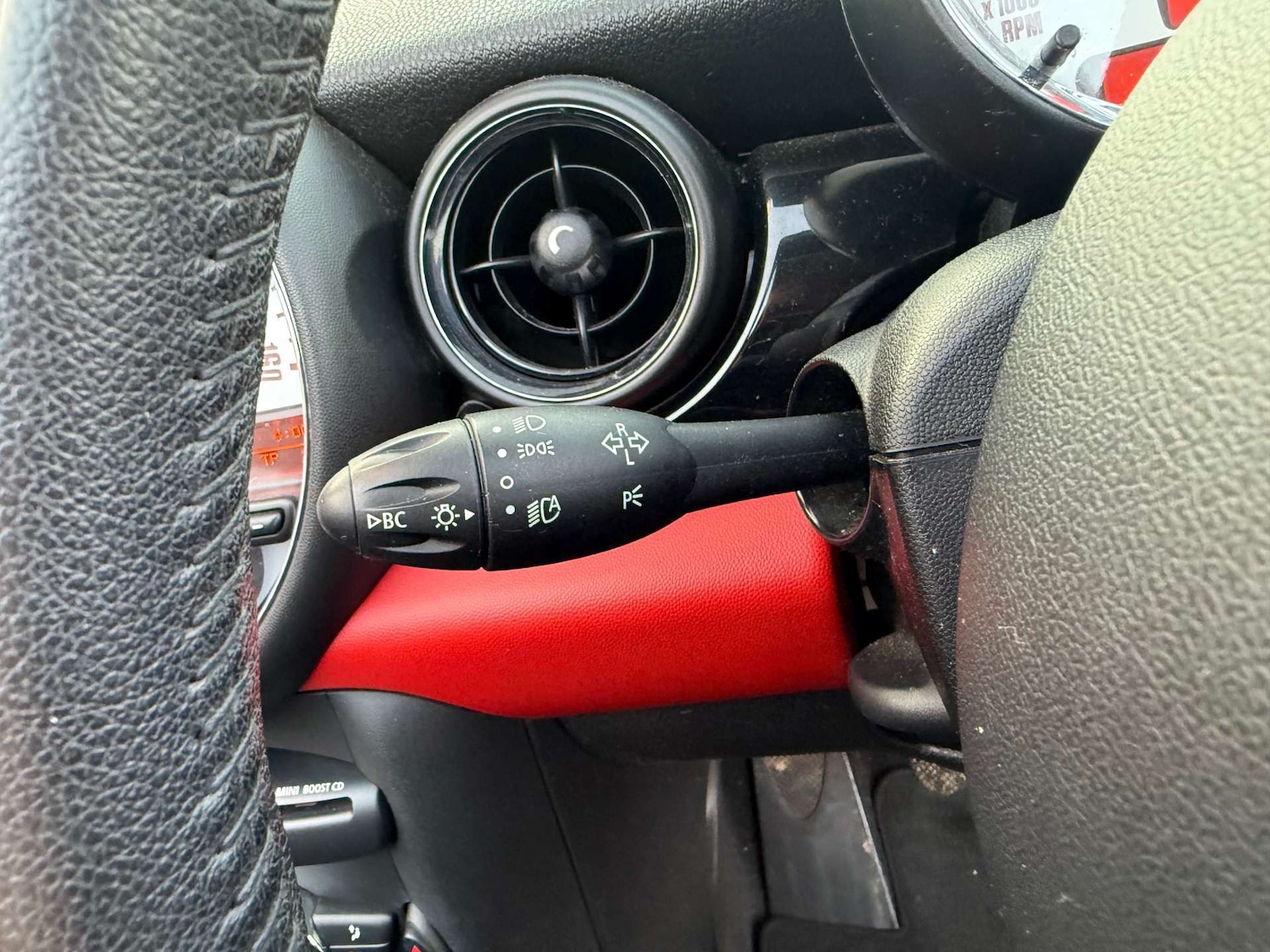 Used MINI Convertible 2013 for sale - 77148665: Photo 24