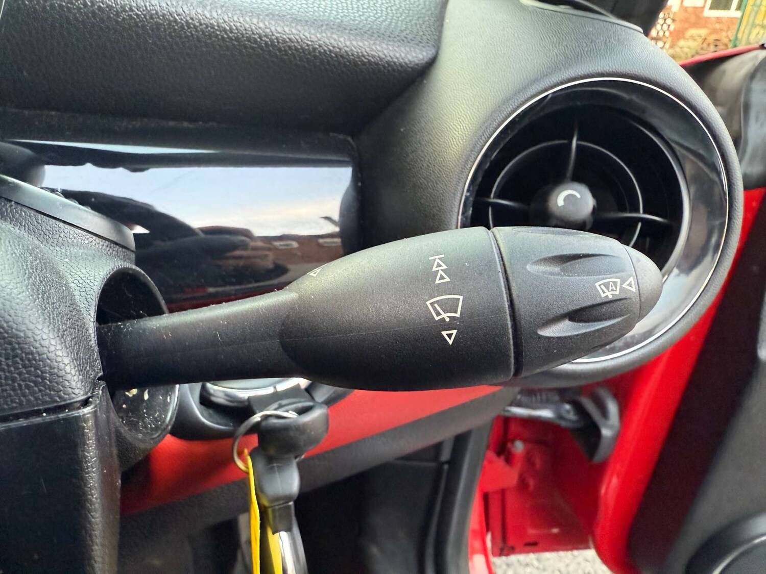 Used MINI Convertible 2013 for sale - 77148665: Photo 25