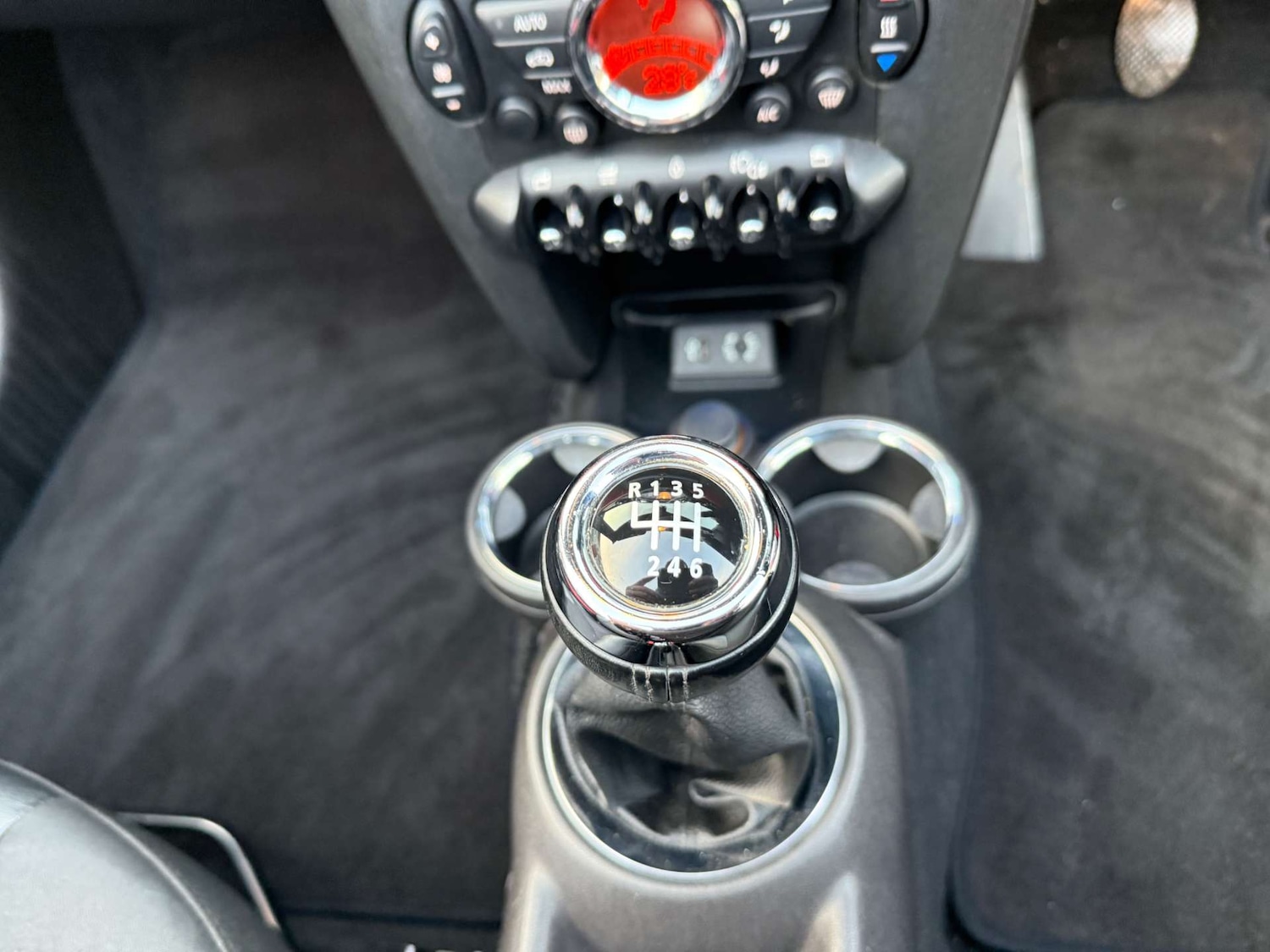 Used MINI Convertible 2013 for sale - 77148665: Photo 31