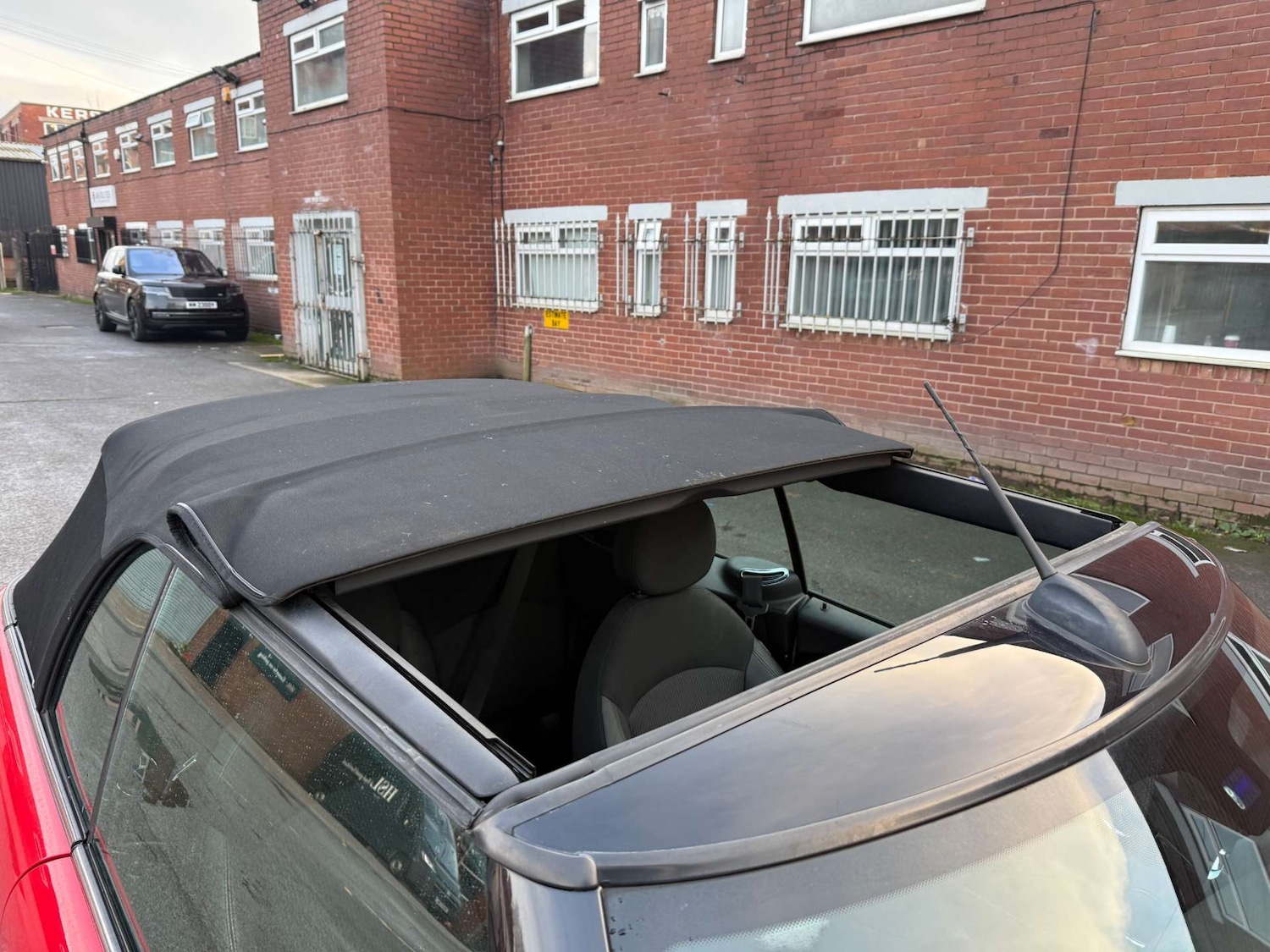 Used MINI Convertible 2013 for sale - 77148665: Photo 38