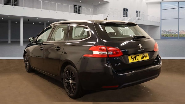 Used Peugeot 308 2017 for sale - 76252730: Photo 3