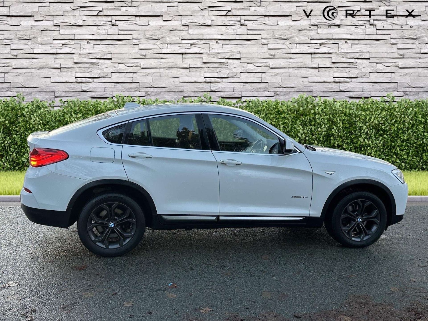 Used BMW X4 2016 for sale - 76829953: Photo 10