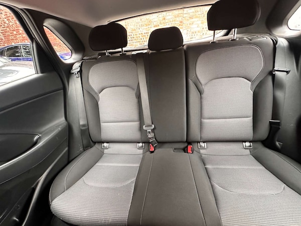 Used Hyundai i30 2018 for sale - 75997747: Photo 14