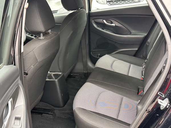 Used Hyundai i30 2018 for sale - 75997747: Photo 31