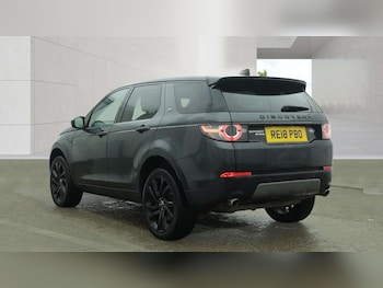 Used Land Rover Discovery Sport 2018 for sale - 78840159: Photo