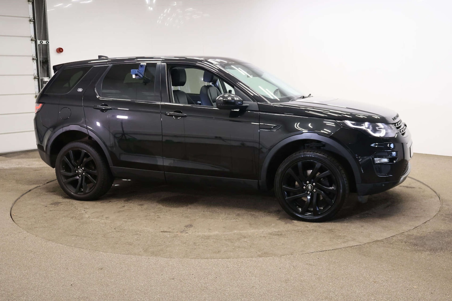 Used Land Rover Discovery Sport 2018 for sale - 76720464: Photo 5