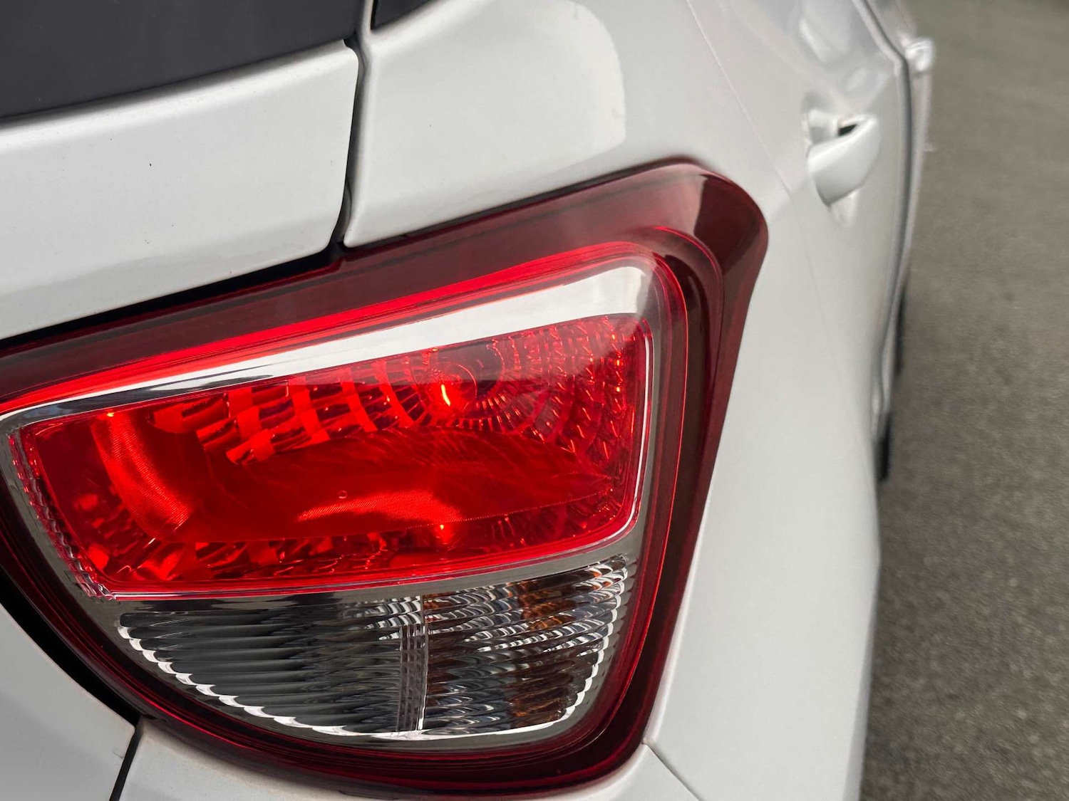 Used Hyundai i10 2017 for sale - 77148612: Photo 14