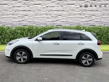 Used Kia Niro 2017 for sale - 79142598: Photo